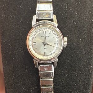 Seiko Silver-Tone Classic Watch